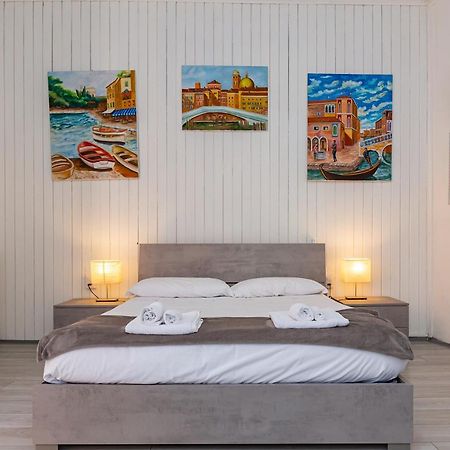 Art Design Apartment - City Center Milano Exterior foto