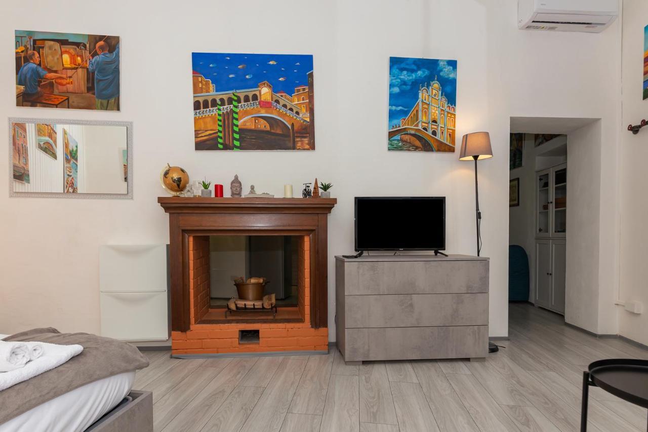 Art Design Apartment - City Center Milano Exterior foto
