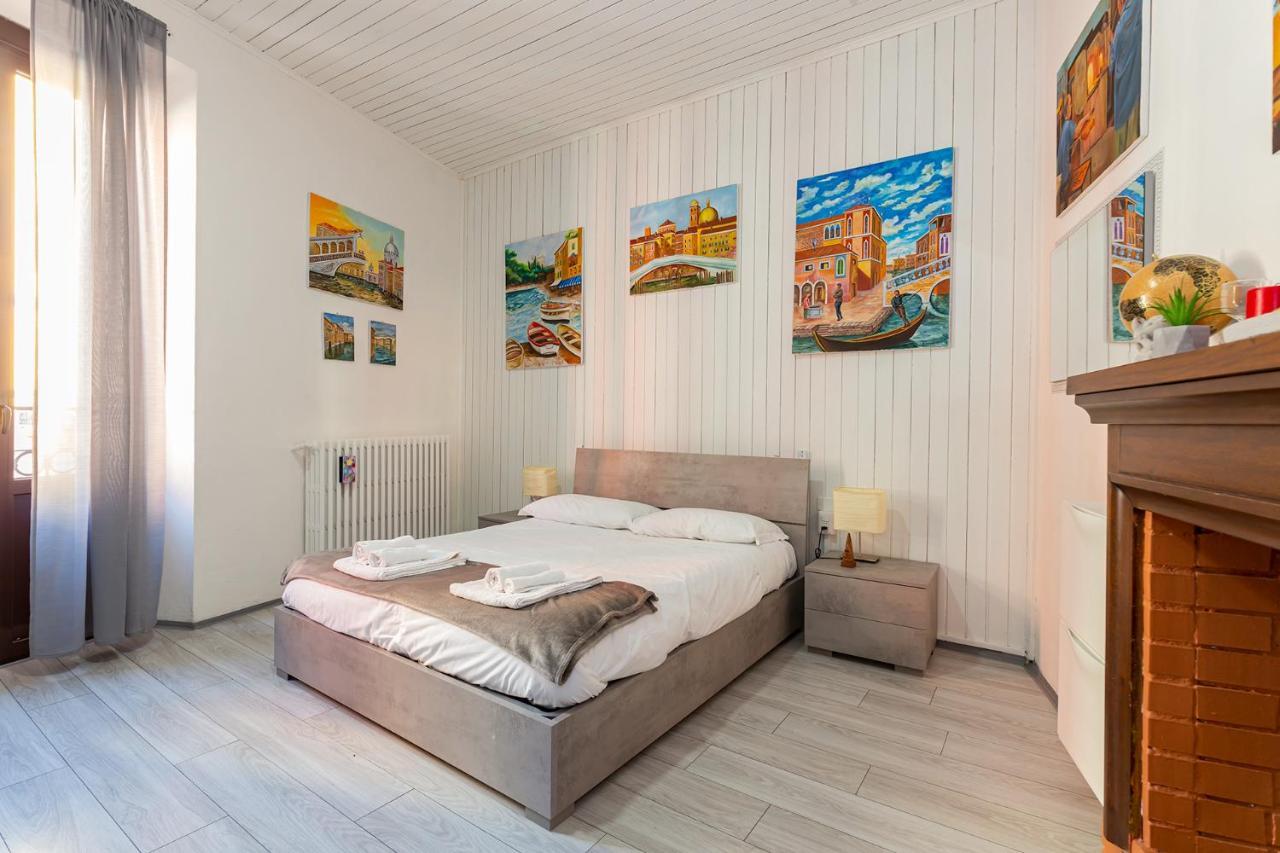 Art Design Apartment - City Center Milano Exterior foto