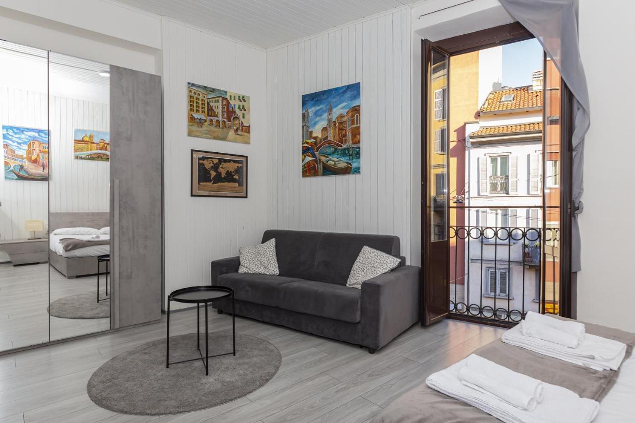 Art Design Apartment - City Center Milano Exterior foto